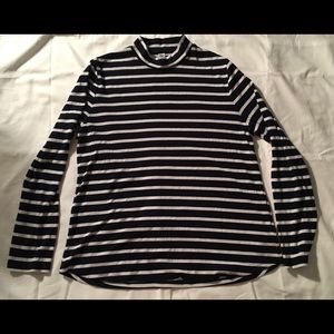 long sleeve turtleneck, old navy, barely worn